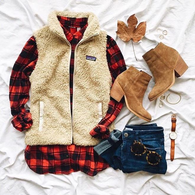 Mix đồ với váy sweater trắng cực đơn giản, tự tin xuống phố đón giáng sinh! Mix đồ với váy sweater trắng cực đơn giản, tự tin xuống phố đón giáng sinh!