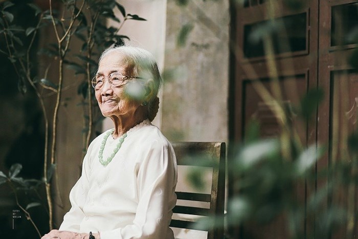 Người phụ nữ hơn 50 năm đợi chồng và những triết lý về tình yêu Người phụ nữ hơn 50 năm đợi chồng và những triết lý về tình yêu