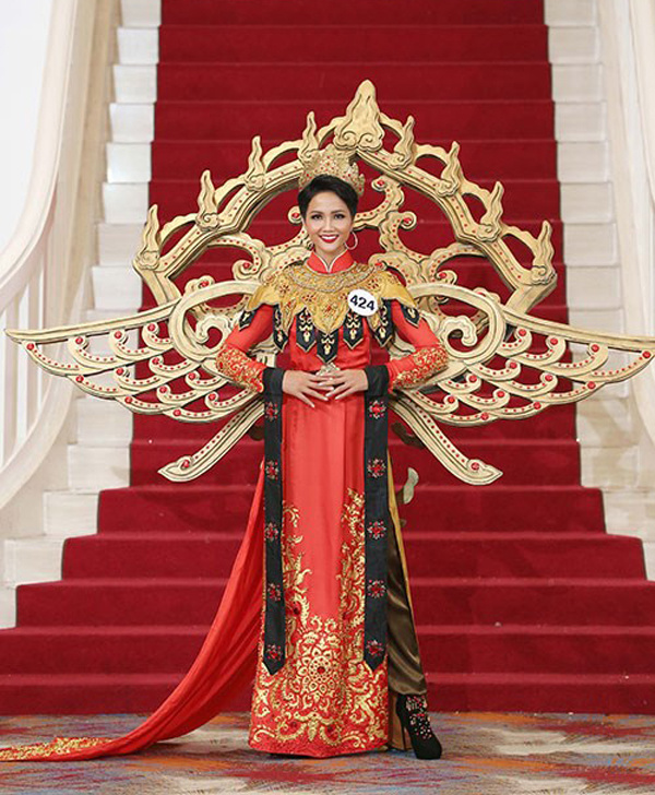 Hành trình cô gái Ê đê chinh phục vương miện hoa hậu