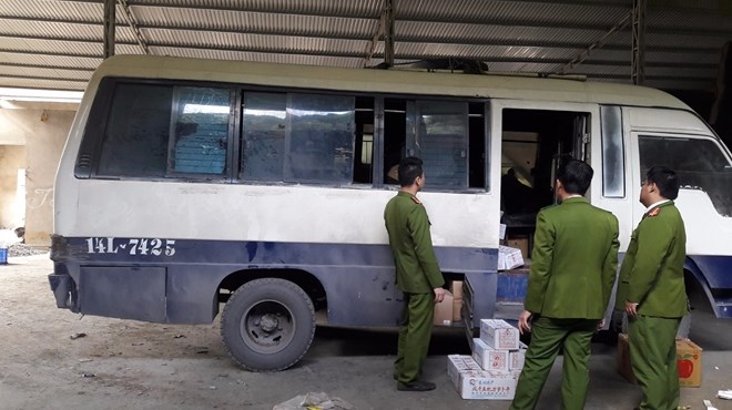 Ngăn chặn thực phẩm bẩn dịp cuối năm