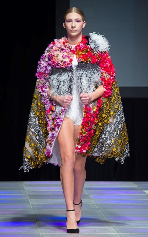 Thời trang Việt ấn tượng tại New York Fashion Week 2018