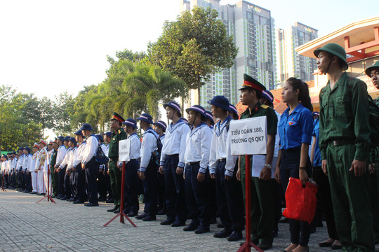 Tiễn thanh niên nhập ngũ, Bí thư Nguyễn Thiện Nhân kể "chuyện xưa"