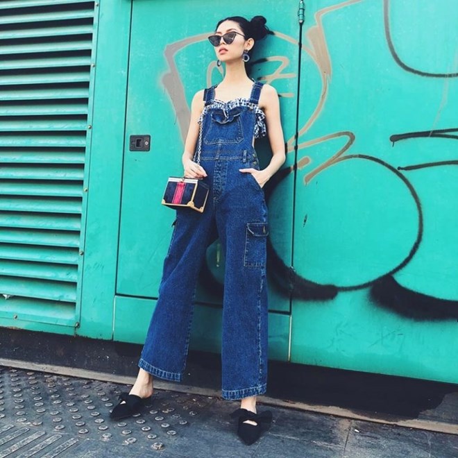 Trang phục denim phủ sóng street style của mỹ nhân Việt tuần qua