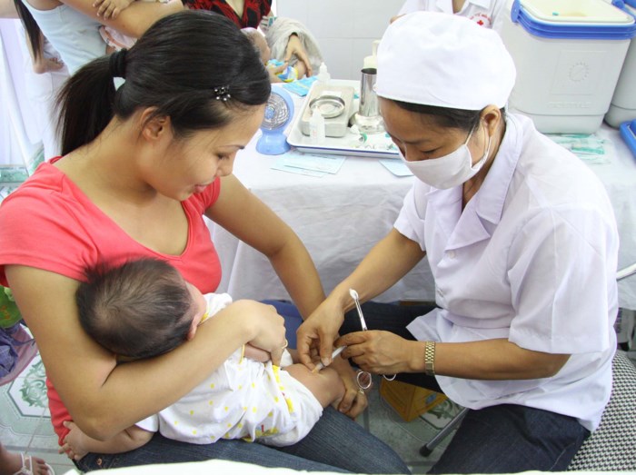 Phòng dịch bệnh mùa hè: Không thể lơ là