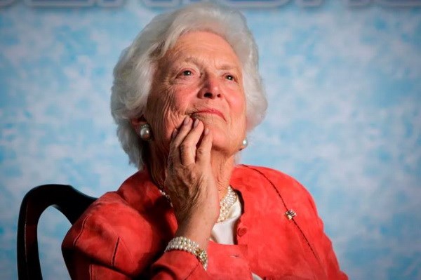 Cựu đệ nhất phu nhân Mỹ Barbara Bush qua đời ở tuổi 92