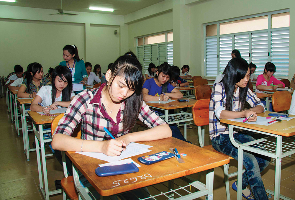Áp lực giáo dục