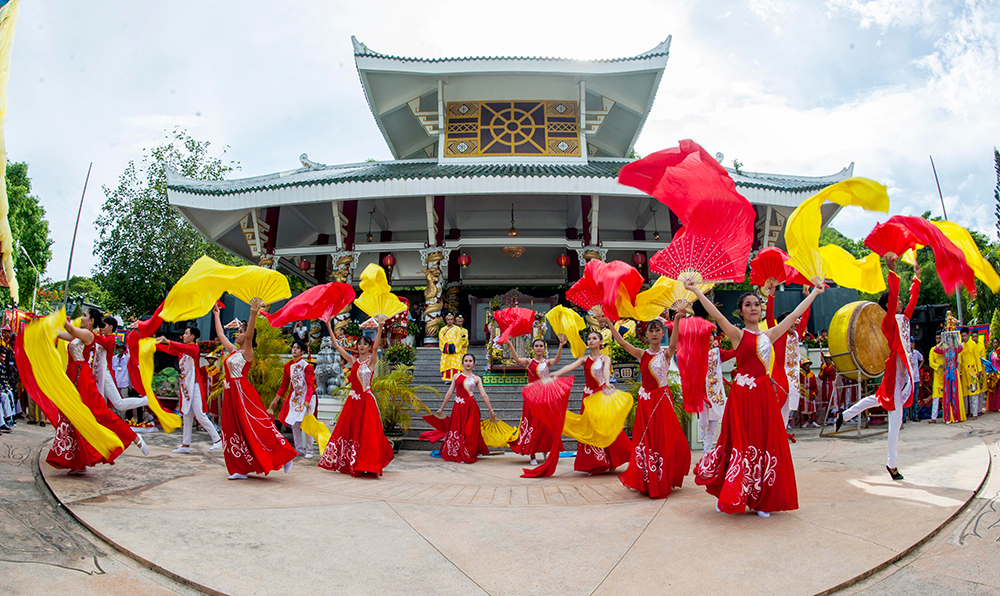 Khai mạc Lễ hội Vía Bà Chúa Xứ núi Sam năm 2018 Khai mạc Lễ hội Vía Bà Chúa Xứ núi Sam năm 2018