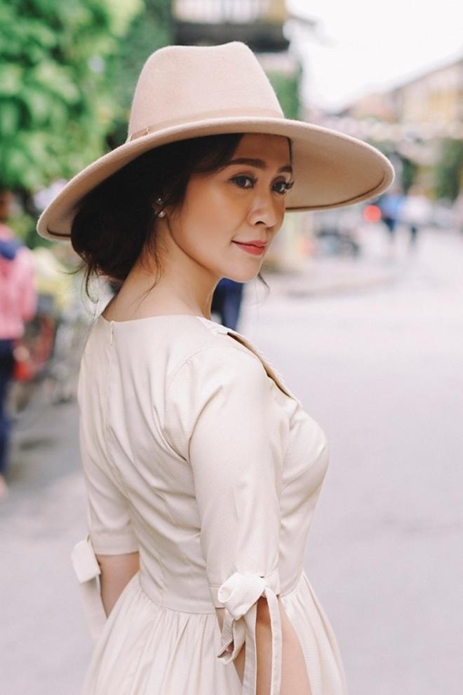 Cùng diễn viên Thanh Thúy thay đổi nhận thức của người dân Long Xuyên về rác điện tử
