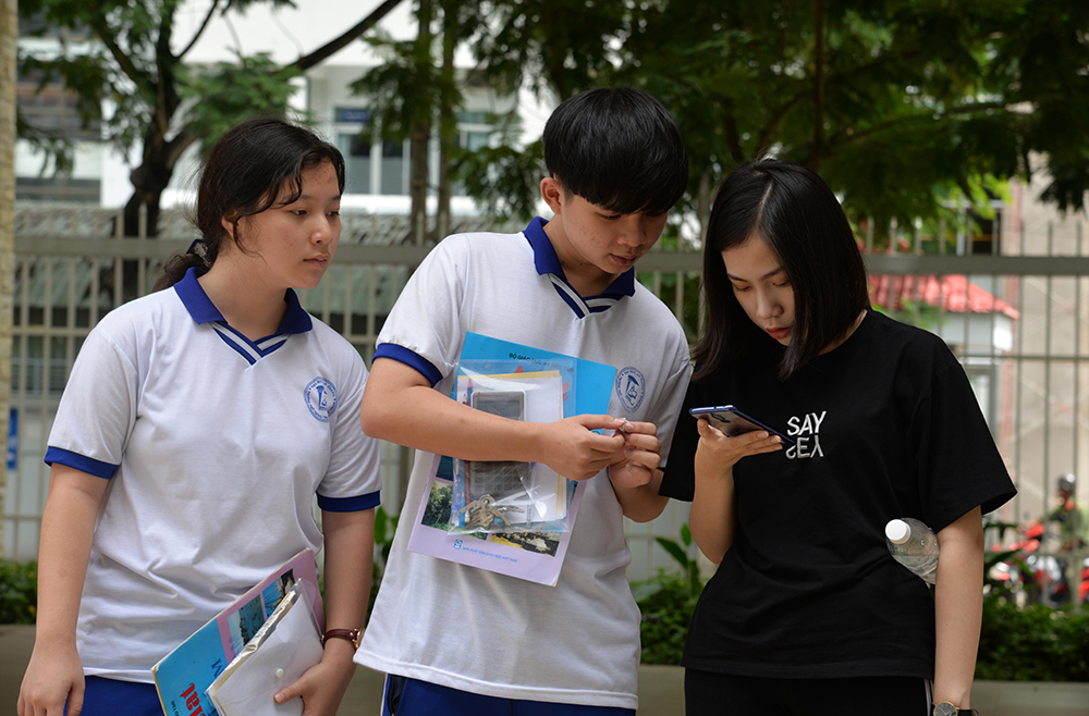 Kỳ thi THPT quốc gia 2018 cụm thi tỉnh An Giang có 9 thí sinh đạt điểm 10 Kỳ thi THPT Quốc gia 2018 cụm thi tỉnh An Giang có 9 thí sinh đạt điểm 10