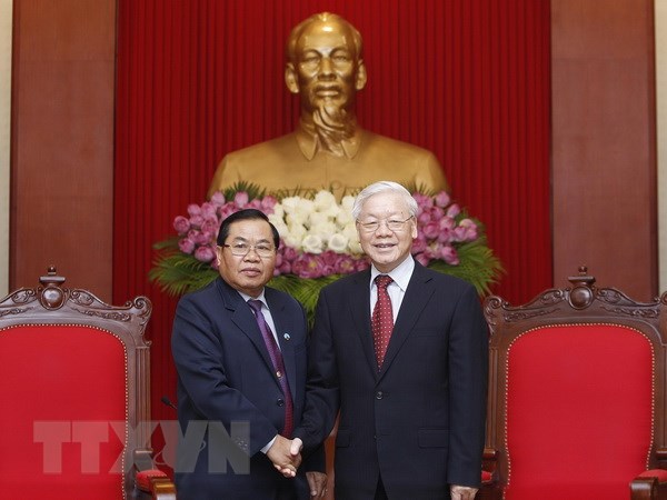 Tổng Bí thư Nguyễn Phú Trọng tiếp Phó Chủ tịch Quốc hội Lào