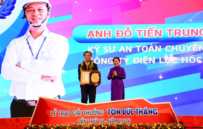 Vinh danh 11 kỹ sư, công nhân xuất sắc nhận giải thưởng Tôn Đức Thắng