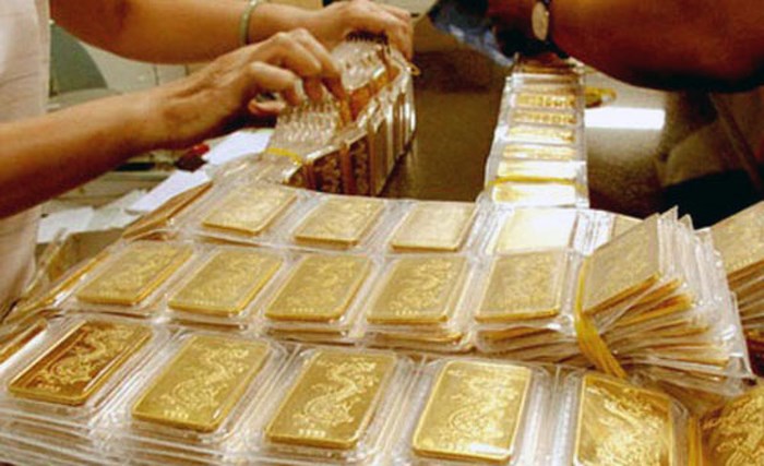 Giá vàng hôm nay 31-8: USD cao, vàng giảm suốt 5 tháng