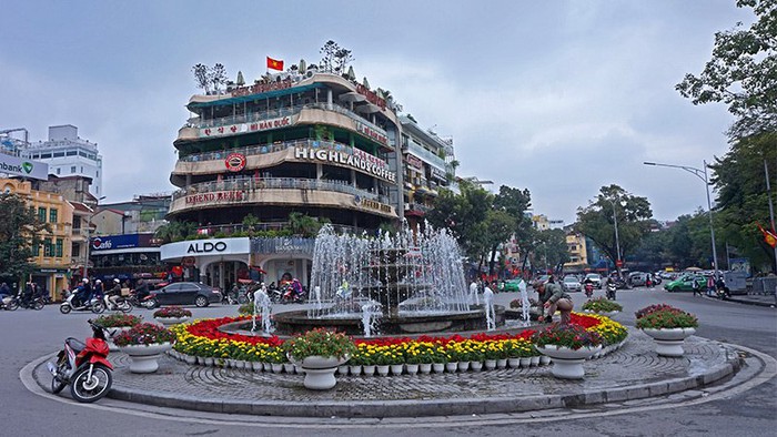 Phụng sự Tổ quốc