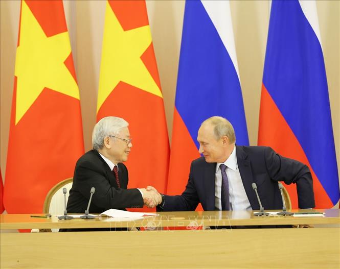 Việt Nam – Liên bang Nga ký kết nhiều văn kiện hợp tác