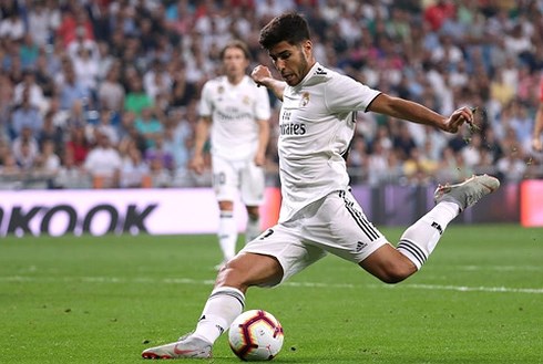 Thắng nhọc nhờ công nghệ VAR, Real “lên đỉnh” La Liga