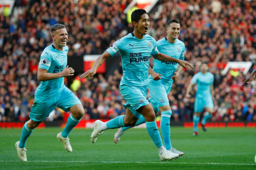 Man Utd tái hiện màn ngược dòng kinh điển trước Newcastle