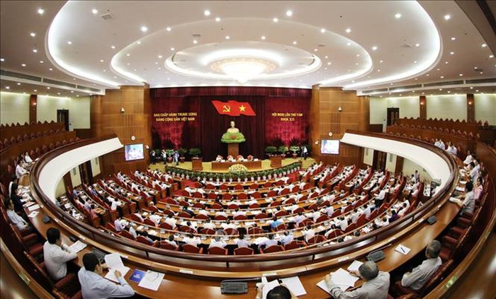 Hội nghị Trung ương 8 khóa XII: Tiếp tục đổi mới mạnh mẽ, vững chắc và đồng bộ