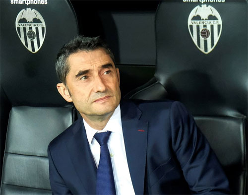 Hòa Valencia, Barca mất vị trí dẫn đầu La Liga