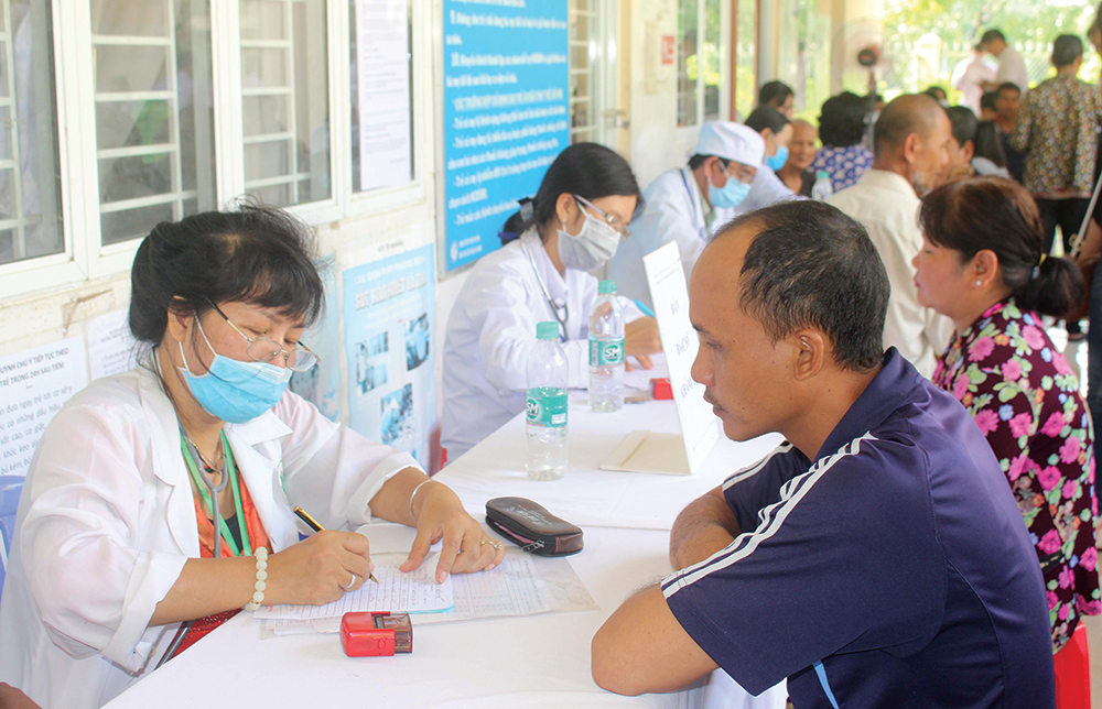 Doanh nhân hướng về cộng đồng Doanh nhân hướng về cộng đồng