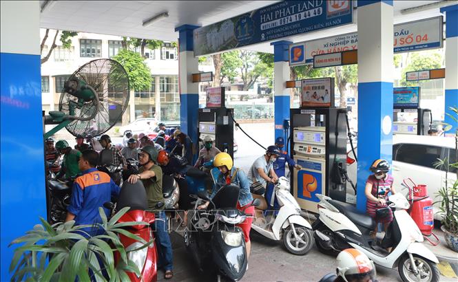 19 lần điều hành giá xăng dầu từ đầu năm, có 6 lần tăng, 2 lần giảm