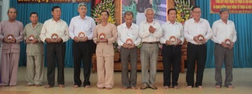 Kỳ 2: Tín đồ Phật giáo Hòa Hảo đóng góp cho cộng đồng