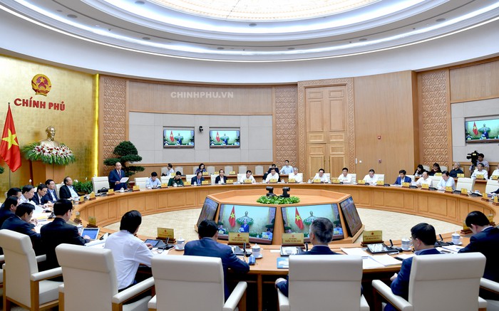 Thủ tướng chỉ đạo nhiệm vụ 2 tháng cuối năm, chuẩn bị cho 2019