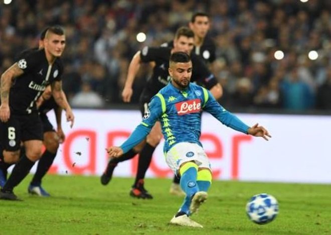 Buffon xuất thần, Napoli bất phân thắng bại với PSG