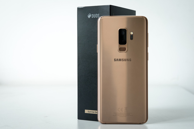 Nhiều smartphone cao cấp giảm giá hàng triệu đồng
