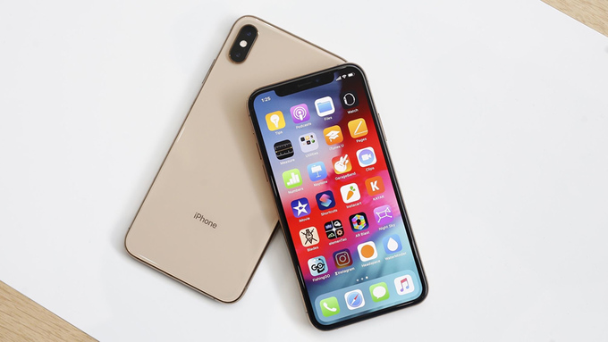 Nhiều smartphone cao cấp giảm giá hàng triệu đồng