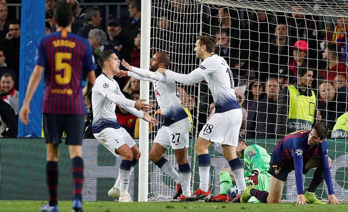 Xác định thêm 3 đội bóng vào vòng 1/8 Champions League