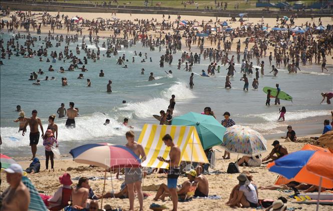 Australia nắng nóng kỷ lục lên tới gần 50 độ C