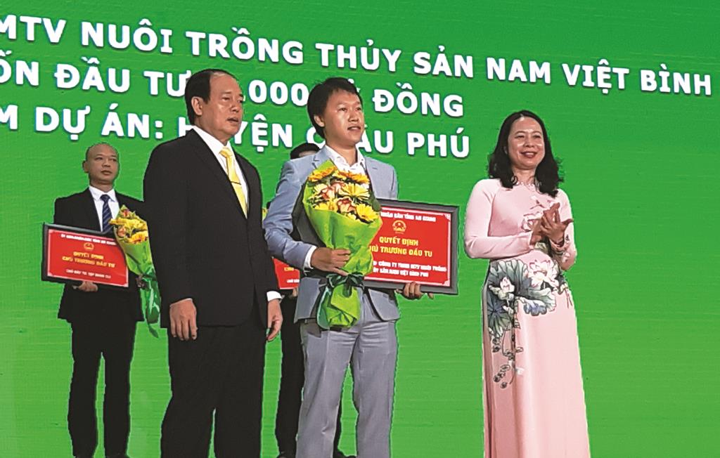 “Cuộc chơi” dành cho người đủ điều kiện