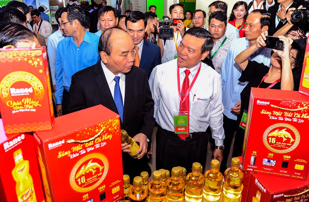 Đường băng mùa xuân đưa Sao Mai cất cánh