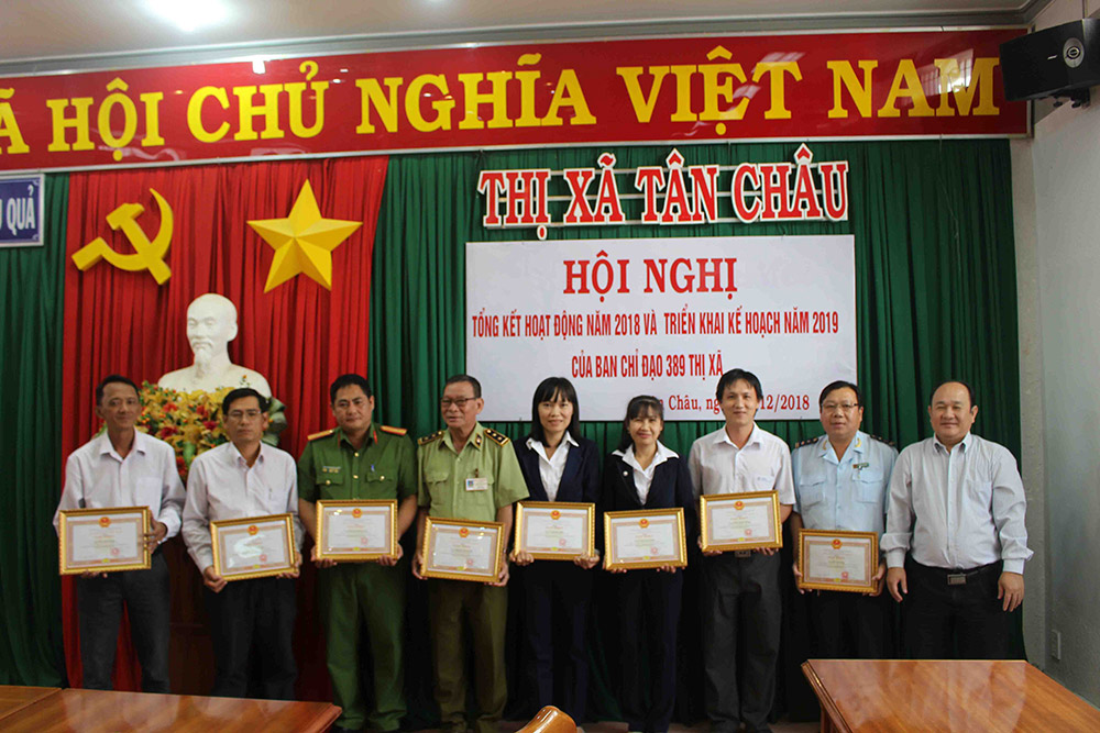 Buôn lậu qua biên giới vẫn còn diễn biến phức tạp