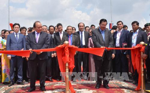 Nghĩa tình Việt Nam với cách mạng Campuchia