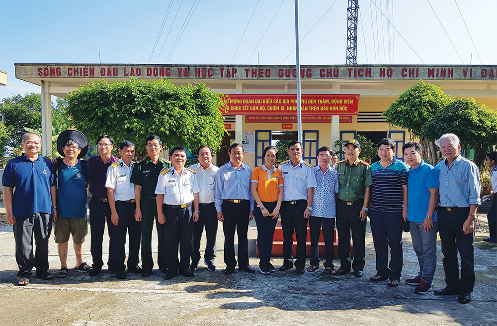 Xuân sớm nơi hải đảo