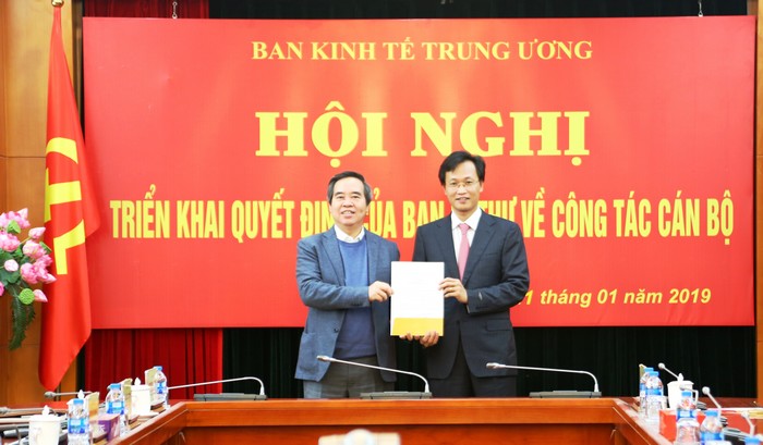 Đồng chí Nguyễn Hữu Nghĩa giữ chức Phó trưởng Ban Kinh tế Trung ương