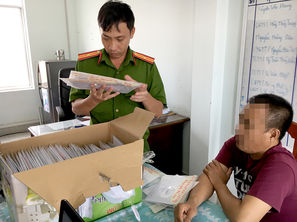 Cùng nhau đẩy lùi “tín dụng đen” Cùng nhau đẩy lùi “tín dụng đen”