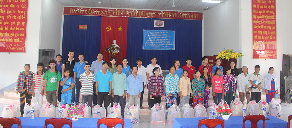 Mang xuân đến xã Núi Voi Mang xuân đến xã Núi Voi