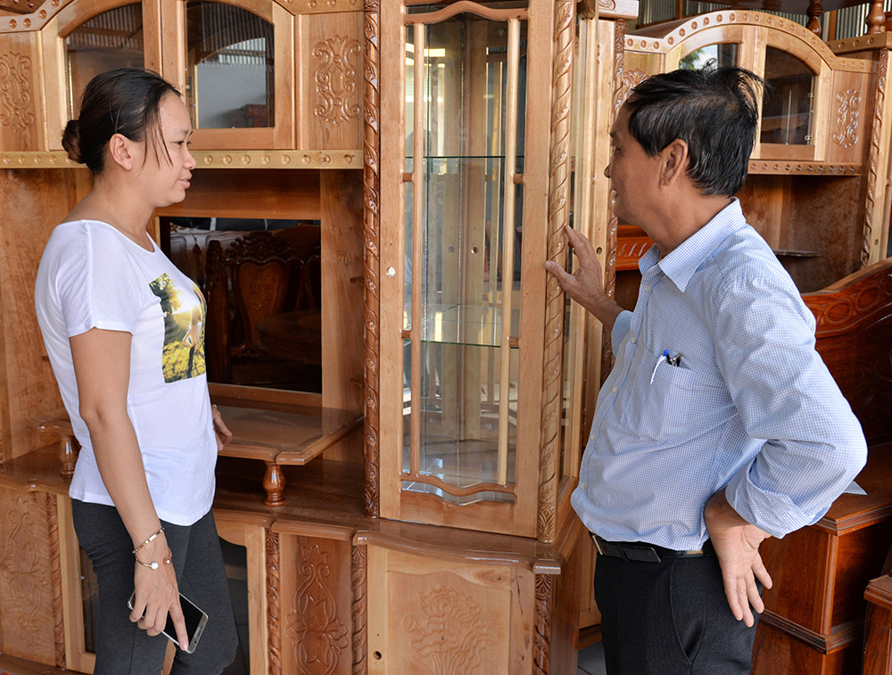 Nhộn nhịp làng nghề mộc Chợ Thủ