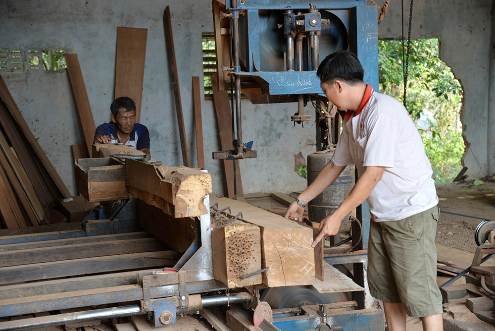 Nhộn nhịp làng nghề mộc Chợ Thủ