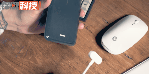 Vivo APEX 2019 ra mắt: Thiết kế “không lỗ”, Snapdragon 855, RAM 12GB, hỗ trợ 5G