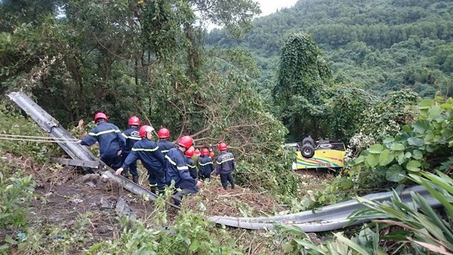 Xe khách, xe giường nằm hai tầng sẽ bị hạn chế lên đèo Hải Vân?