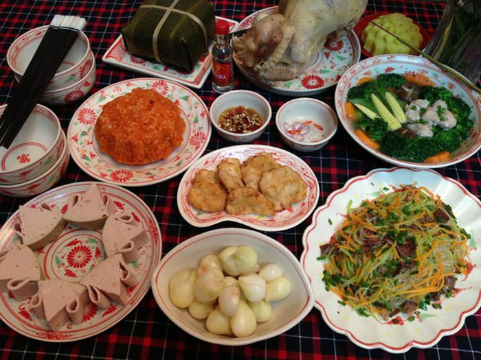 Cách làm mâm cơm cúng ông Công ông Táo đầy đủ mà đơn giản nhất