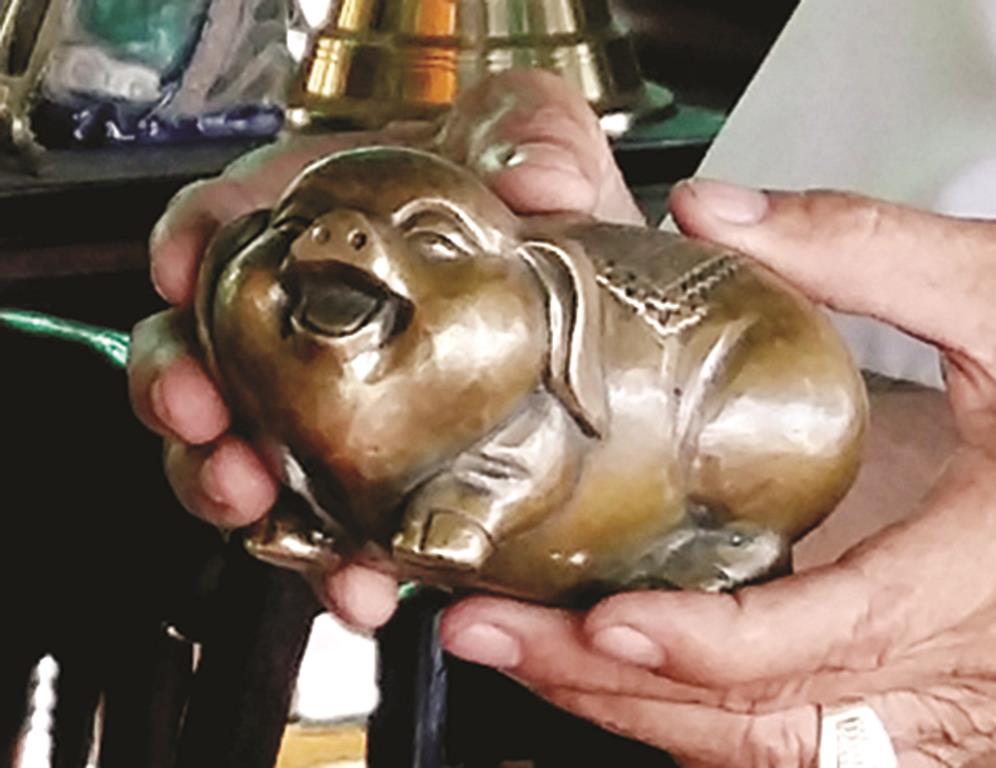 Săn đồ cổ chưng Tết