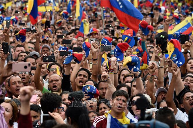 Venezuela bắt giữ nhóm tội phạm tiến hành các vụ sát hại, âm mưu lật đổ chính quyền
