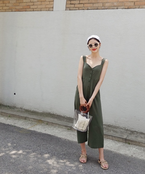 4 công thức để mặc jumpsuit đẹp