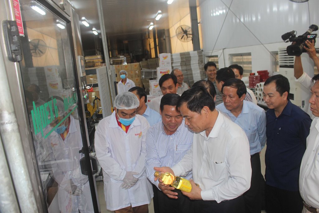 Bộ trưởng Nguyễn Xuân Cường “đặt hàng” Tập đoàn Sao Mai xây dựng Viện nghiên cứu cá tra