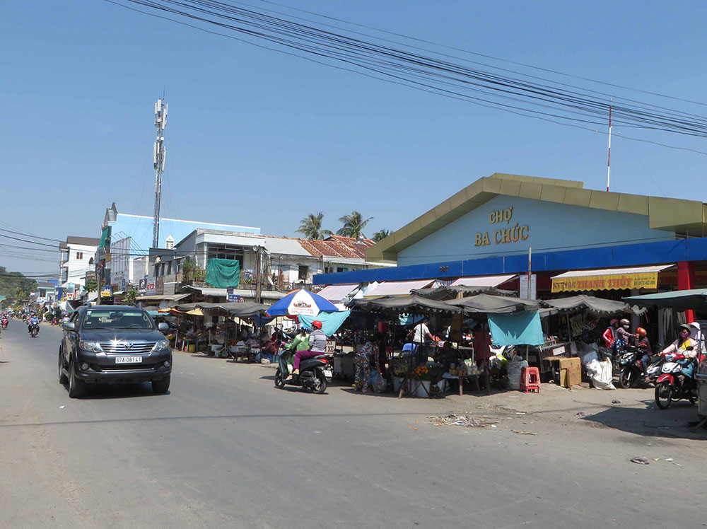 Kỳ 4: Vươn lên sau chiến tranh
