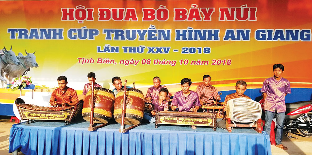 Phát triển du lịch vùng đồng bào dân tộc thiểu số Khmer